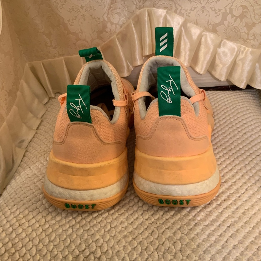 ADIDAS TRAE YOUNG - Picture 4 of 7